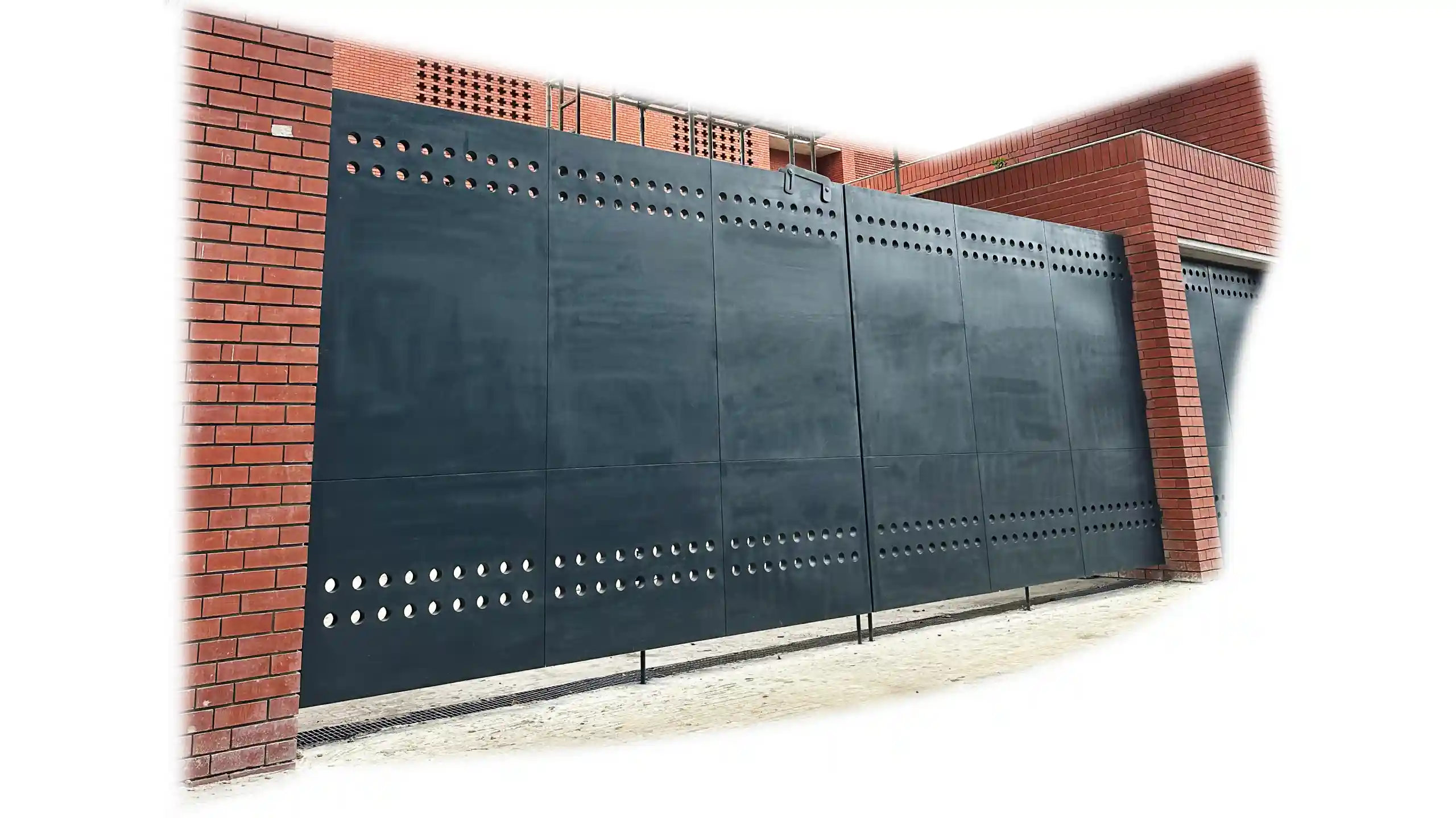 High-resolution mild steel gate for strong, durable property access and security.